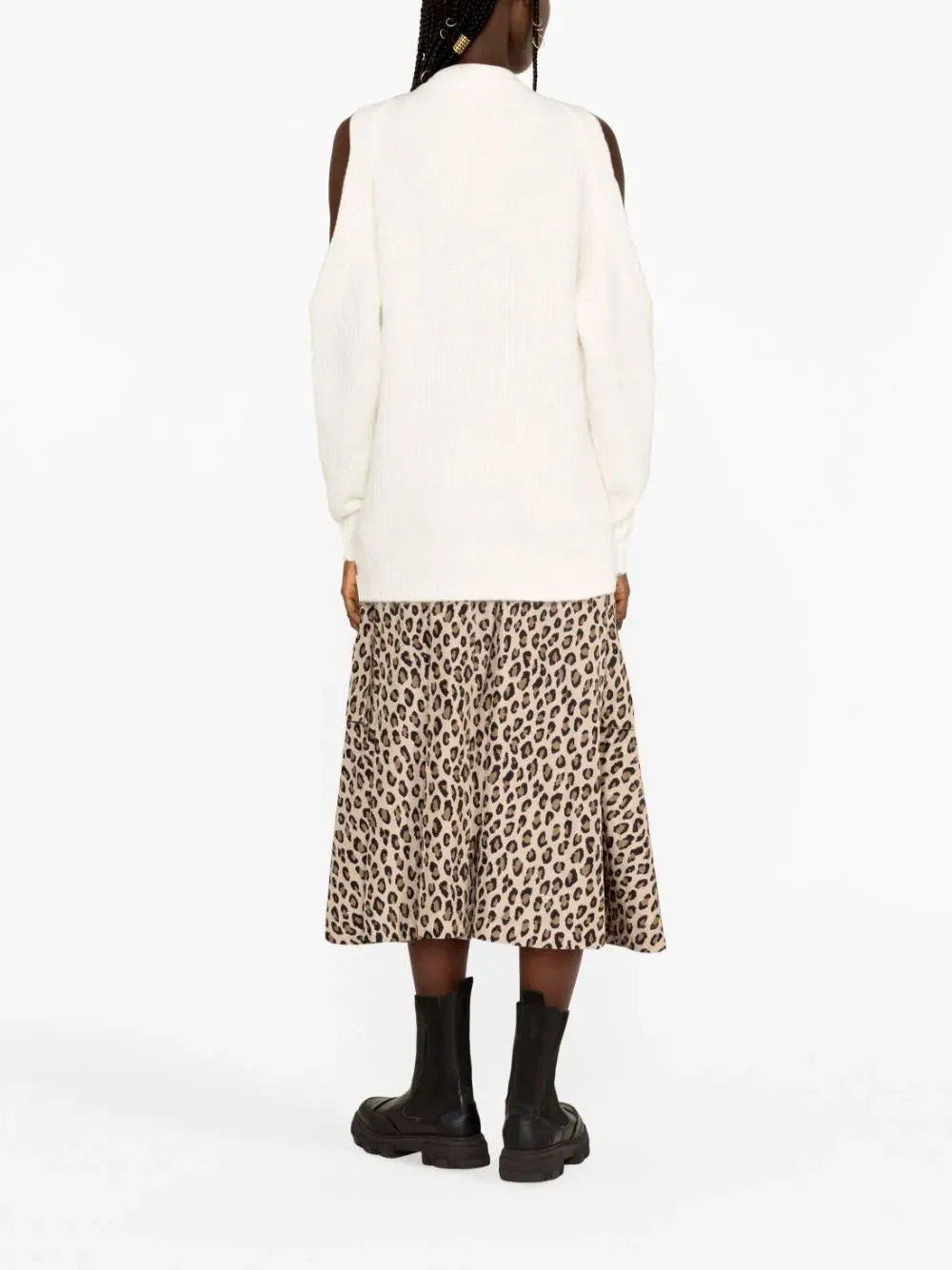 Cold-shoulder jumper